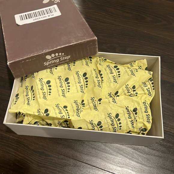 ❌SOLD❌ Spring Step Slip Ons - Picture 11 of 11